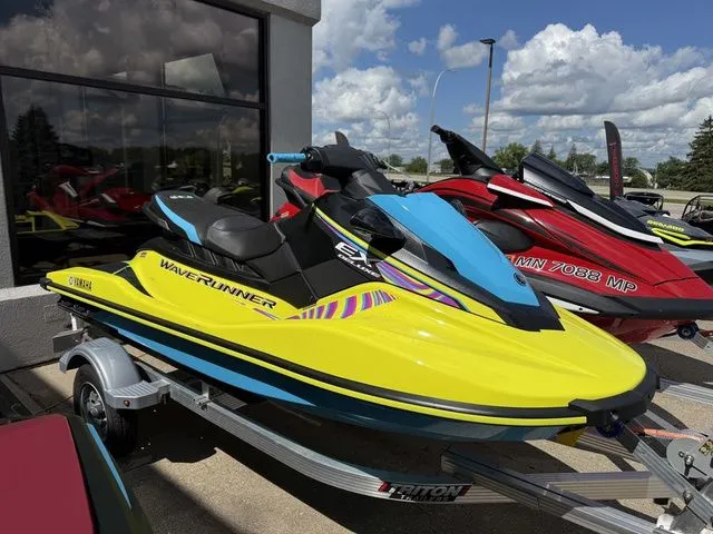 The Image of Yamaha EX Deluxe 2024 - 1