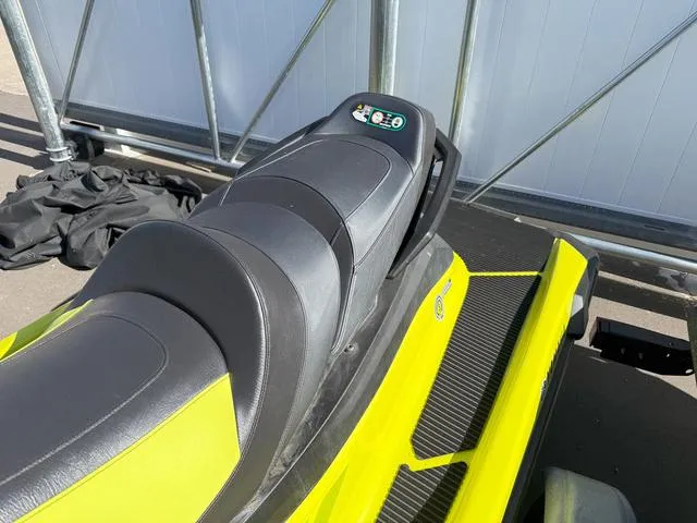 Slide: The Image of Yamaha VX Cruiser HO 2021 - 4