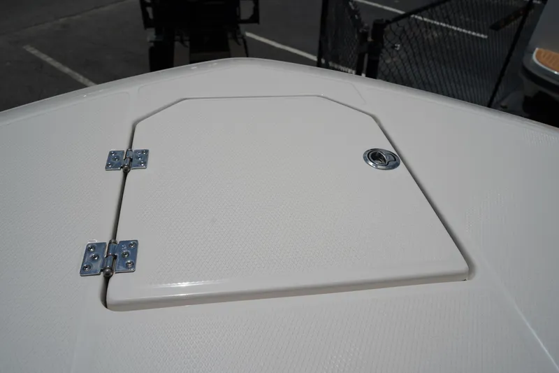 Slide: The Image of Robalo R300 Center Console 2026 - 60