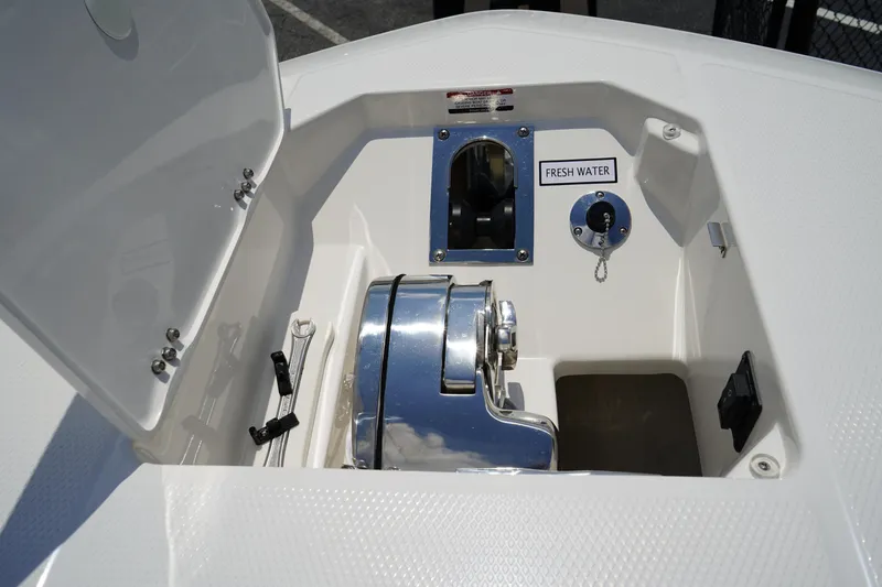 Slide: The Image of Robalo R300 Center Console 2026 - 61