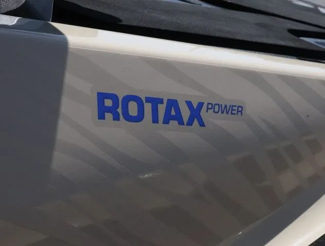 Slide: The Image of Sea-Doo Wake 170 2025 - 13