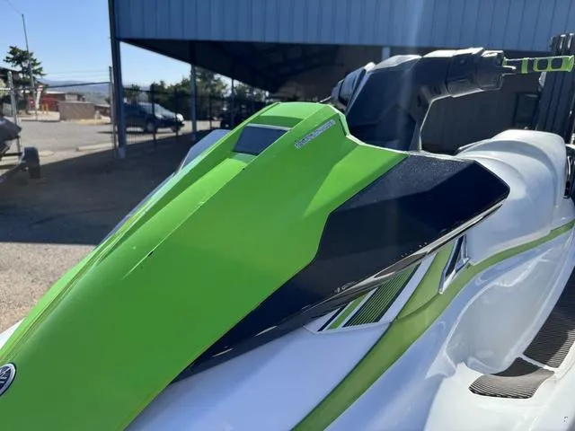 Slide: The Image of Yamaha VX 2018 - 13