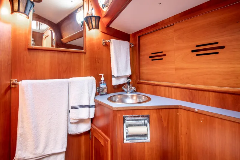 Slide: The Image of Hinckley Yachts Sou'wester 42 1988 - 51