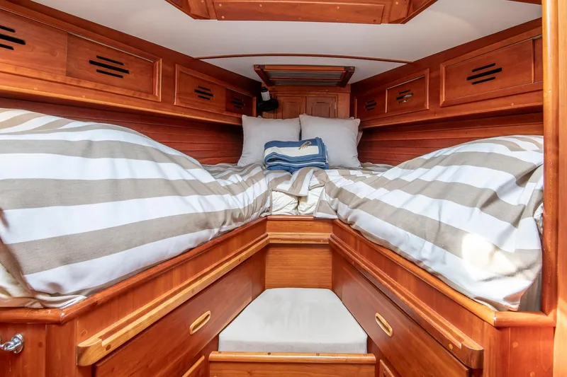 Slide: The Image of Hinckley Yachts Sou'wester 42 1988 - 54