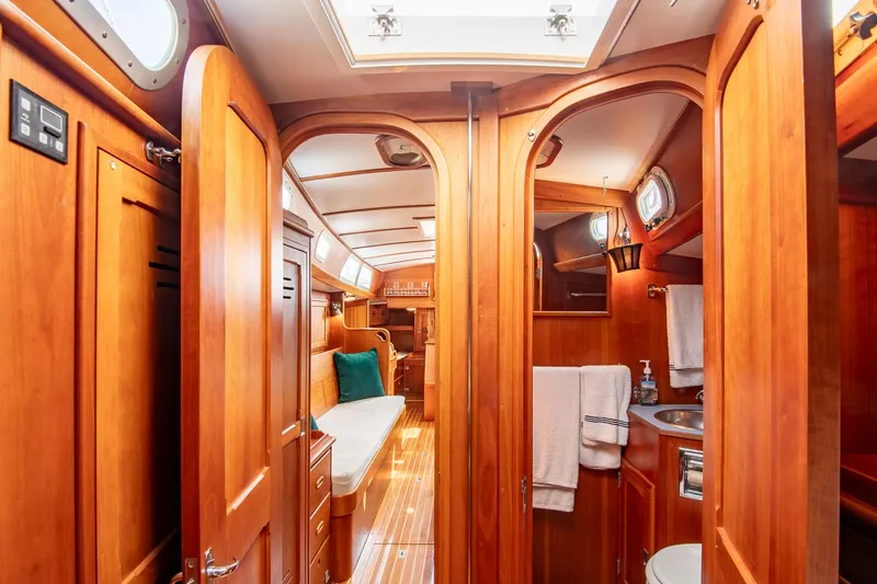 Slide: The Image of Hinckley Yachts Sou'wester 42 1988 - 57