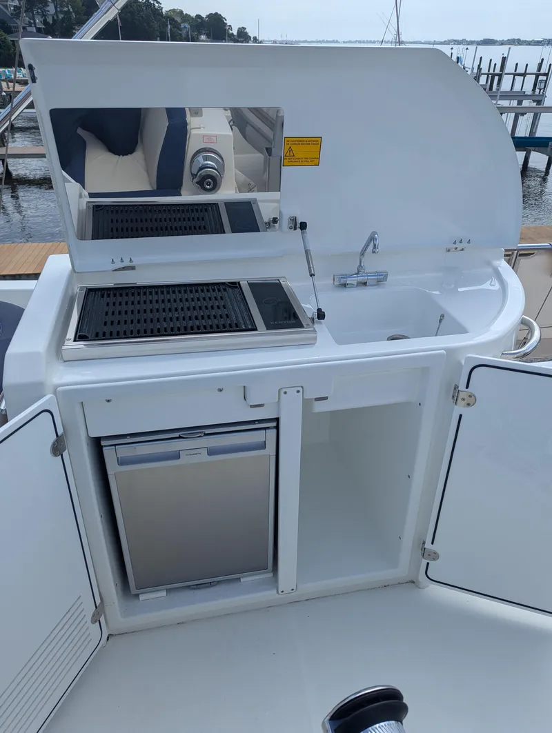 Slide: The Image of Beneteau Swift Trawler 44 2019 - 61
