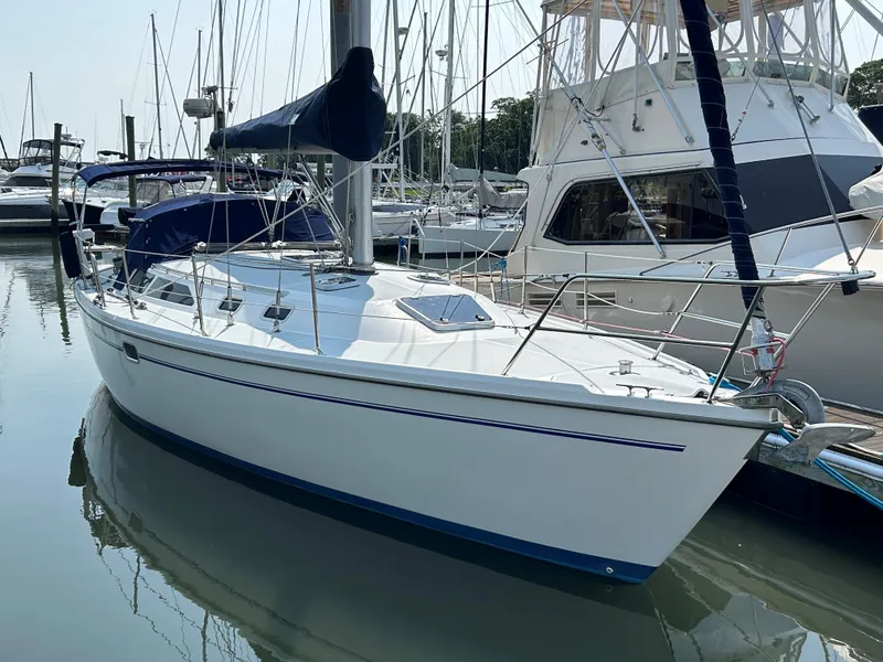 Slide: The Image of Catalina 36 MkII 1999 - 1