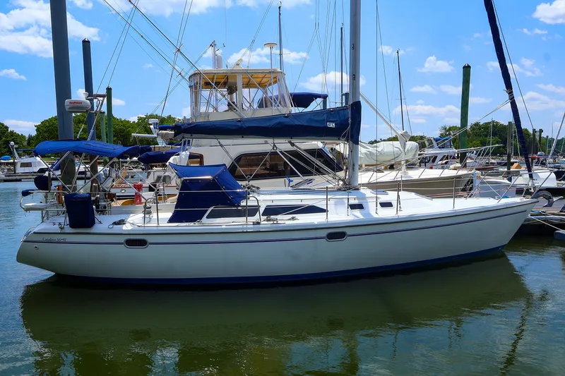 Slide: The Image of Catalina 36 MkII 1999 - 28