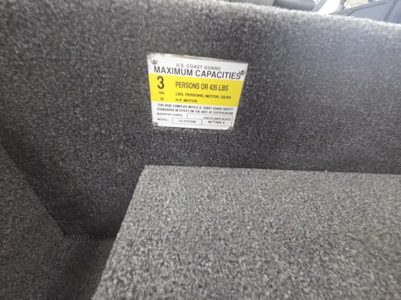 Slide: The Image of Crestliner 1600 Storm 2025 - 23