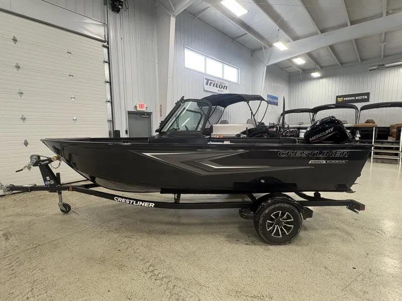 Slide: The Image of Crestliner 1650 Kodiak 2025 - 3