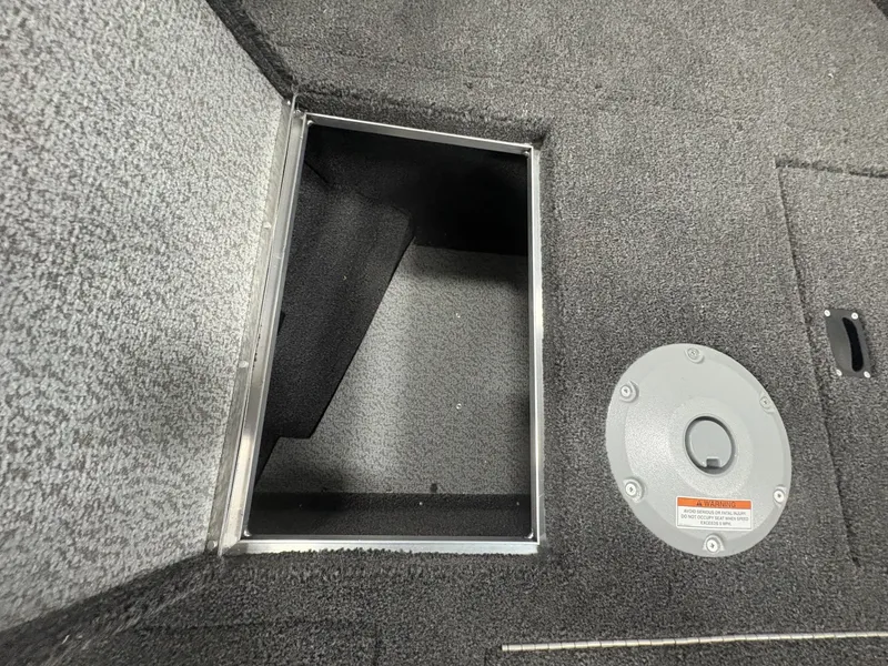 Slide: The Image of Crestliner 1650 Kodiak WT 2025 - 21