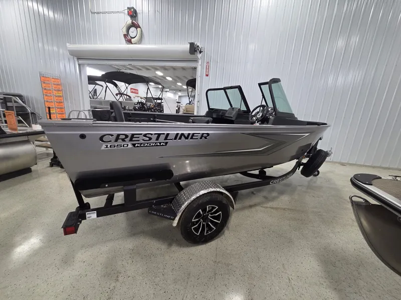 Slide: The Image of Crestliner 1650 Kodiak 2025 - 7