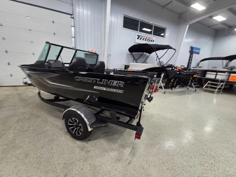 Slide: The Image of Crestliner 1650 Kodiak 2025 - 3