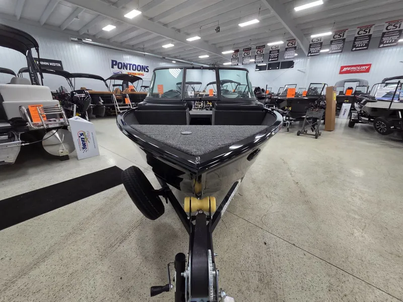 Slide: The Image of Crestliner 1650 Kodiak 2025 - 8