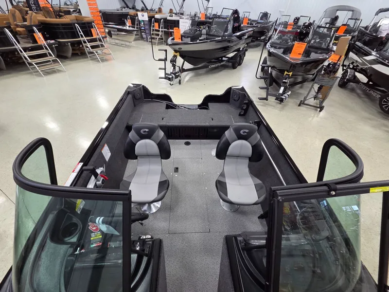 Slide: The Image of Crestliner 1650 Kodiak 2025 - 13