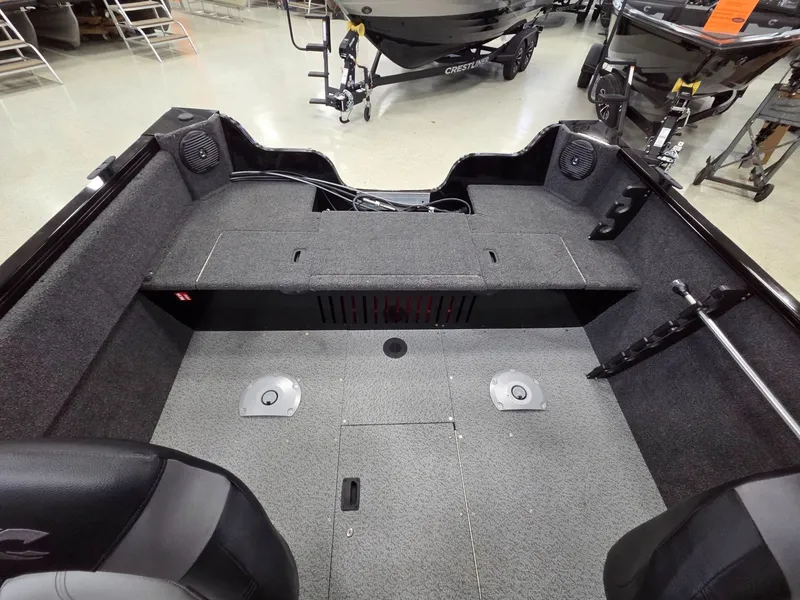 Slide: The Image of Crestliner 1650 Kodiak 2025 - 21