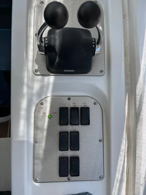 Slide: The Image of Cruisers 520 Sports Coupe 2009 - 18