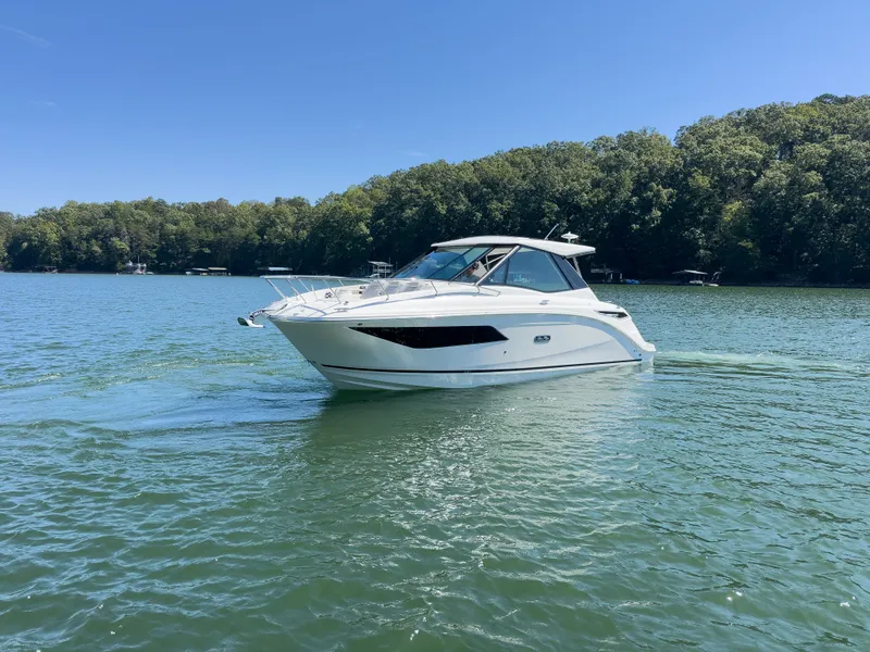 Slide: The Image of Sea Ray Sundancer 320 2026 - 1