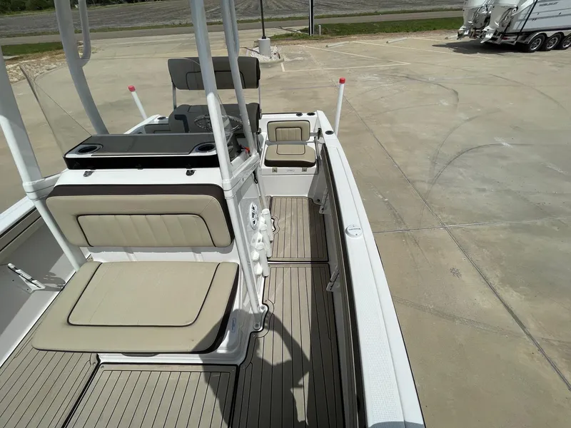 Slide: The Image of Yamaha 195 FSH 2022 - 22