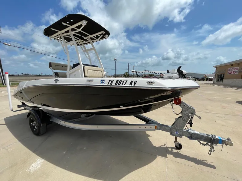 Slide: The Image of Yamaha 195 FSH 2022 - 6