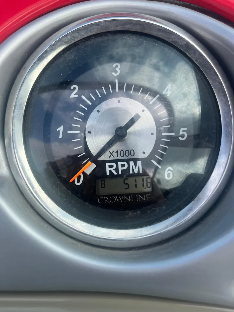 Slide: The Image of RPM gauge of 2007 Crownline 220 EX showing 5116 revolutions per minute. - 11