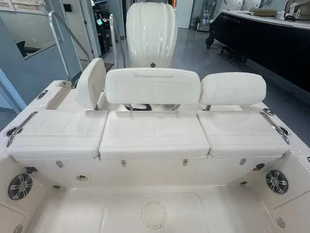 Slide: The Image of Grady-White 251 Coastal Explorer 2025 - 18