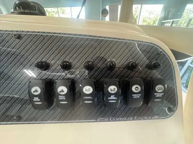 Slide: The Image of Grady-White 251 Coastal Explorer 2025 - 43