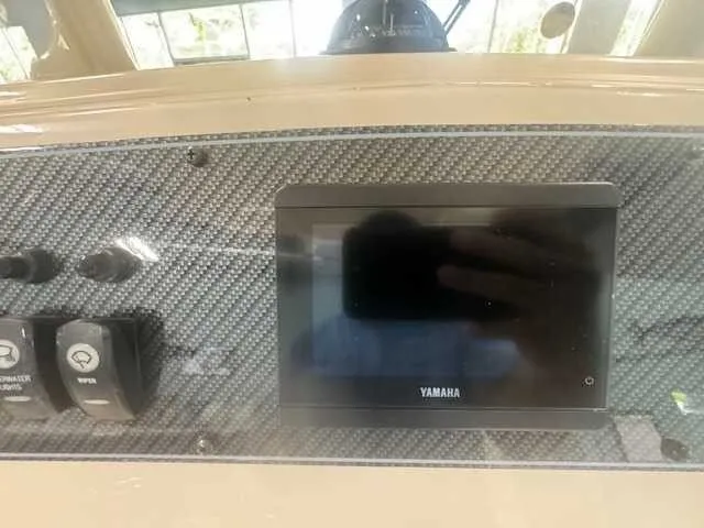 Slide: The Image of Grady-White 251 Coastal Explorer 2025 - 46