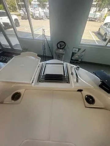 Slide: The Image of Grady-White 251 Coastal Explorer 2025 - 53