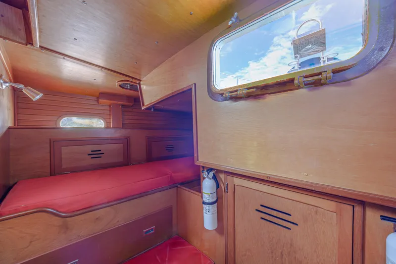 Slide: The Image of Hinckley Yachts 48 1972 - 50