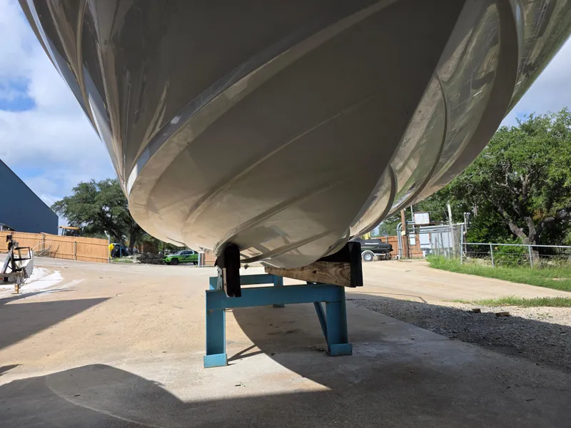 Slide: The Image of Sea Ray 240 Sundeck 2001 - 16