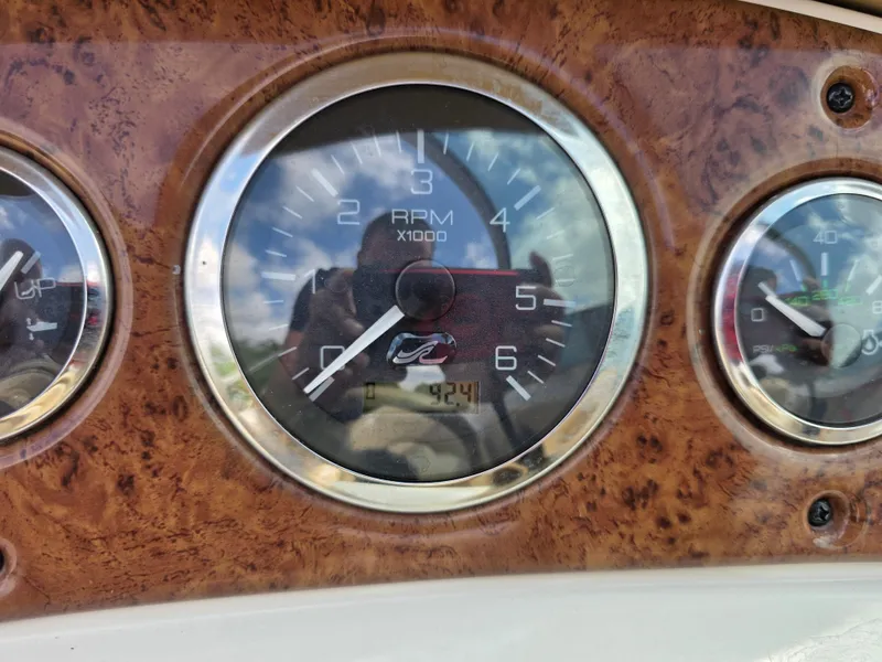 Slide: The Image of Sea Ray 240 Sundeck 2001 - 9