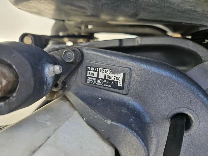 Slide: The Image of Bayliner 2609 Rendezvous 1996 - 2