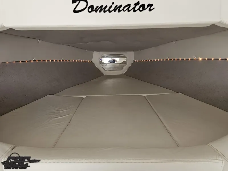 Slide: The Image of Sunsation 32 Dominator 2003 - 75