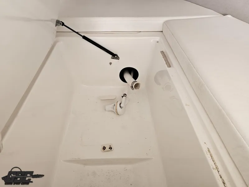 Slide: The Image of Sunsation 32 Dominator 2003 - 76