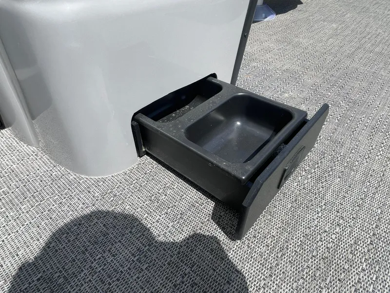 Slide: The Image of 2025 BARLETTA A20QC - Image 13 - 13