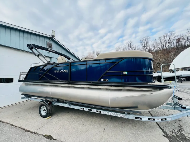 The Image of Sylvan Mirage 8520 CLZ DH 2026 - 1