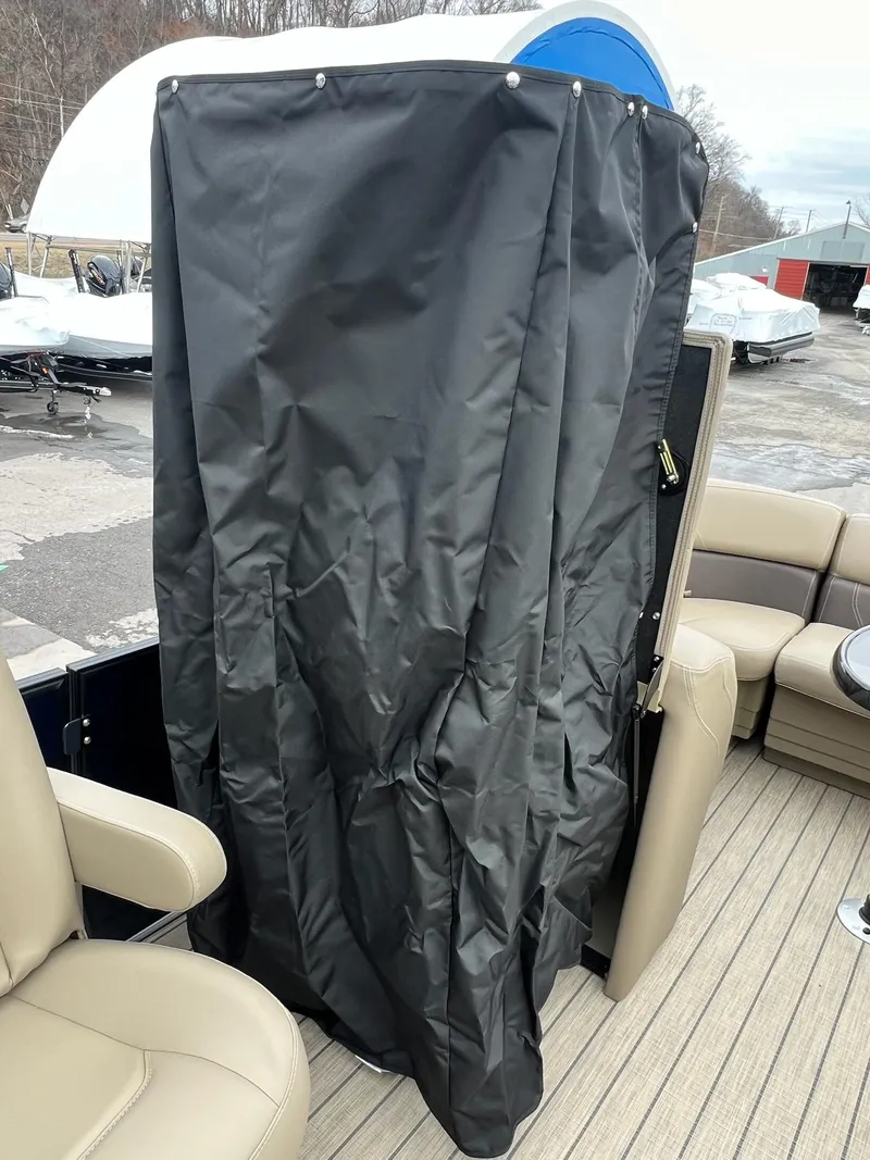 Slide: The Image of Sylvan Mirage 8520 CLZ DH 2026 - 13