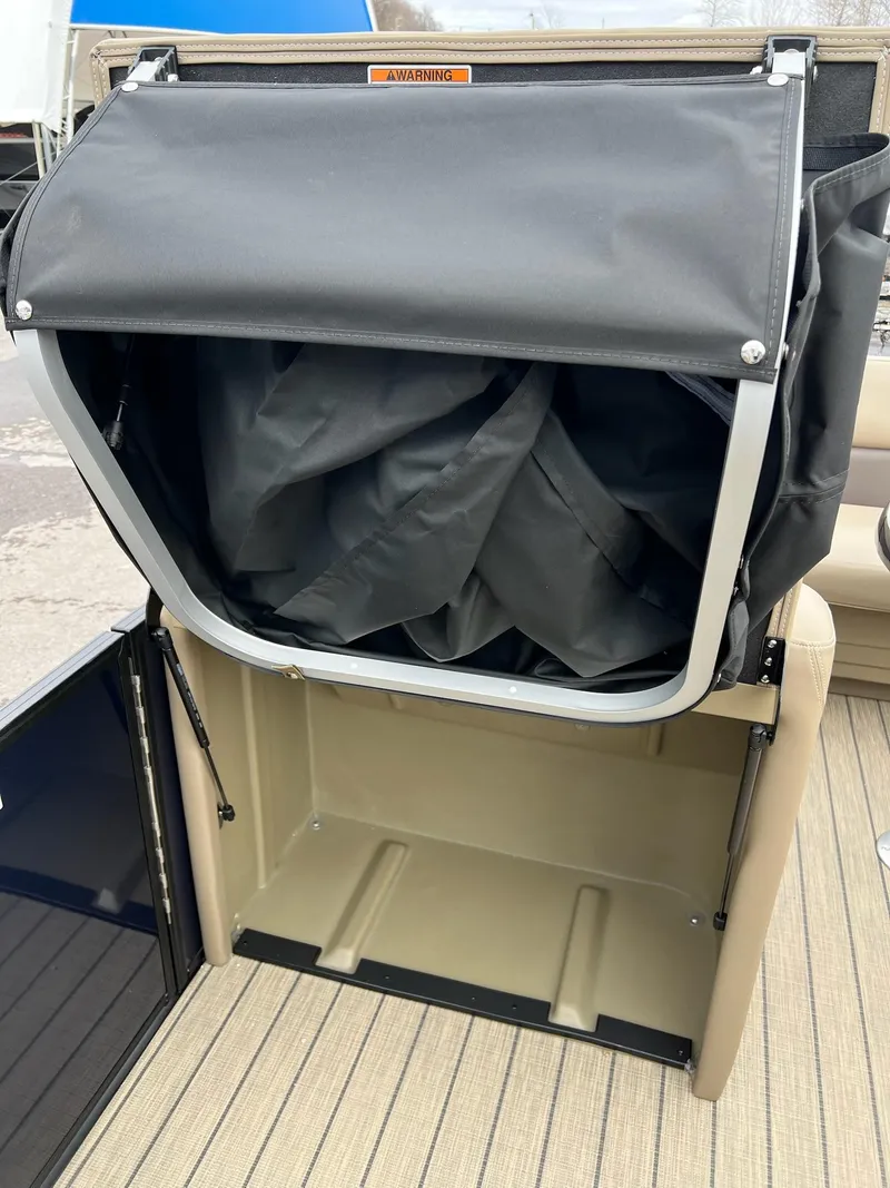 Slide: The Image of Sylvan Mirage 8520 CLZ DH 2026 - 22