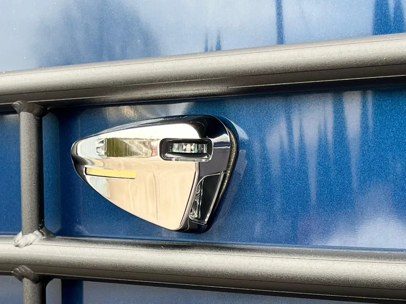 Slide: The Image of Sylvan Mirage 8520 CLZ DH 2026 - 24