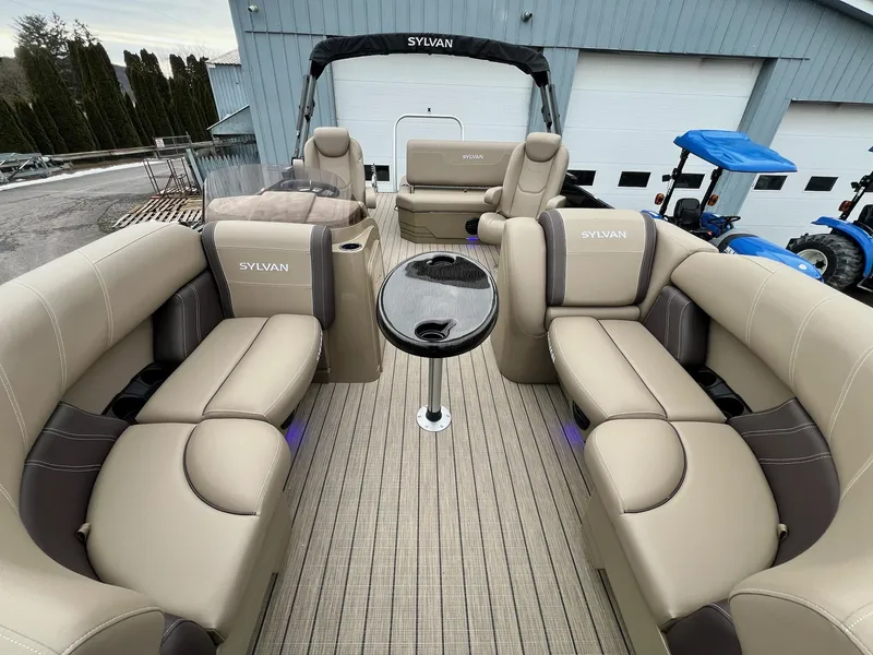 Slide: The Image of Sylvan Mirage 8520 CLZ DH 2026 - 27