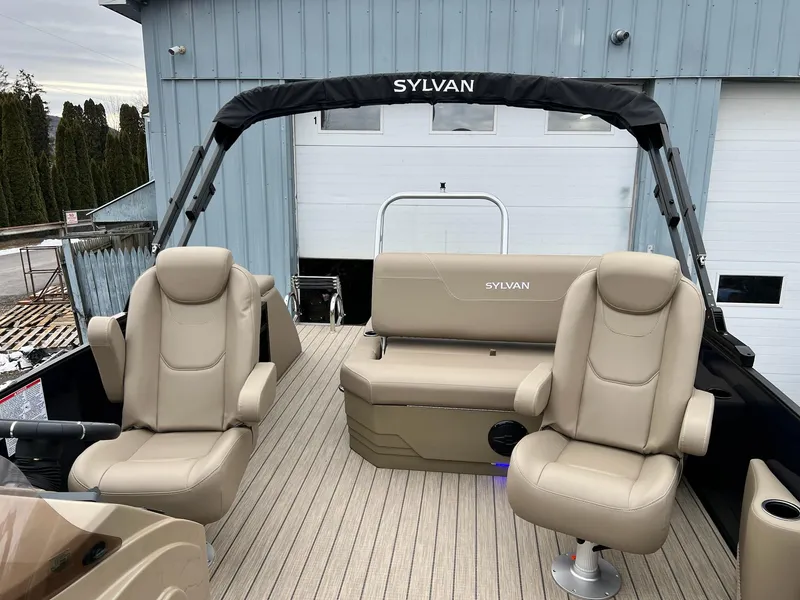 Slide: The Image of Sylvan Mirage 8520 CLZ DH 2026 - 31