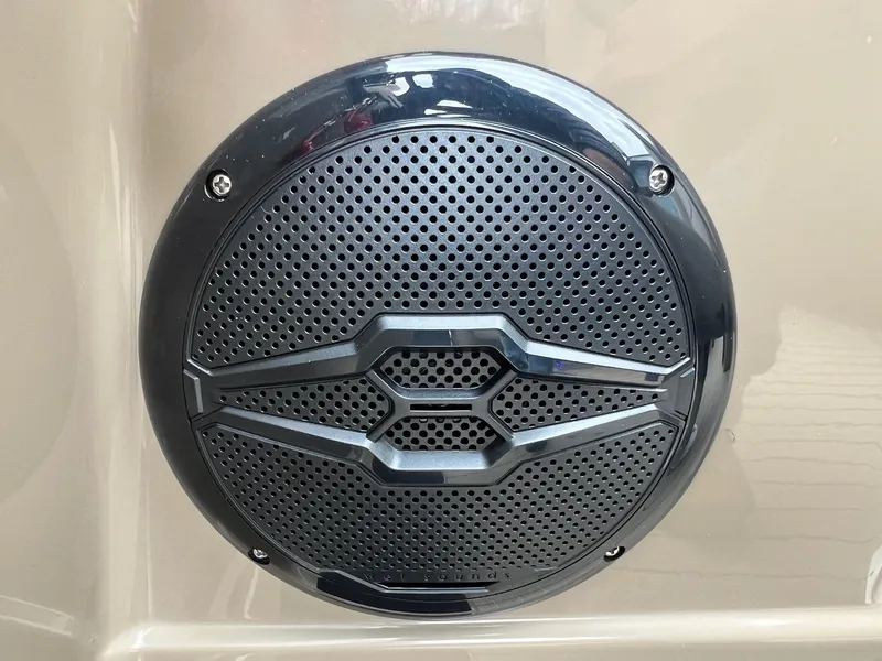 Slide: The Image of Sylvan Mirage 8520 CLZ DH 2026 - 4