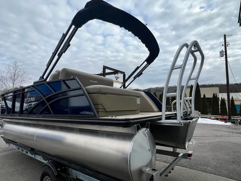 Slide: The Image of Sylvan Mirage 8520 CLZ DH 2026 - 6