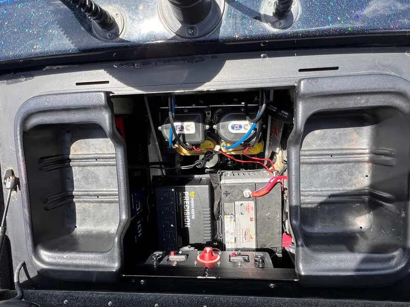 Slide: The Image of Skeeter LE-FX20 2016 - 6