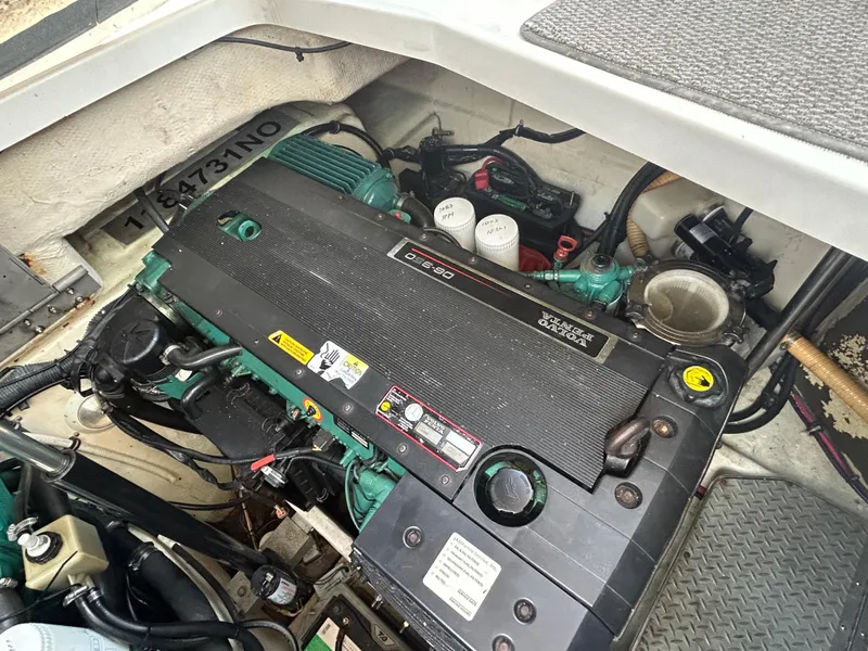 Slide: The Image of Formula 37 Performance Cruiser 2005 - 68