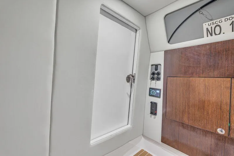 Slide: The Image of Front Runner 39 Center Console 2023 - 52