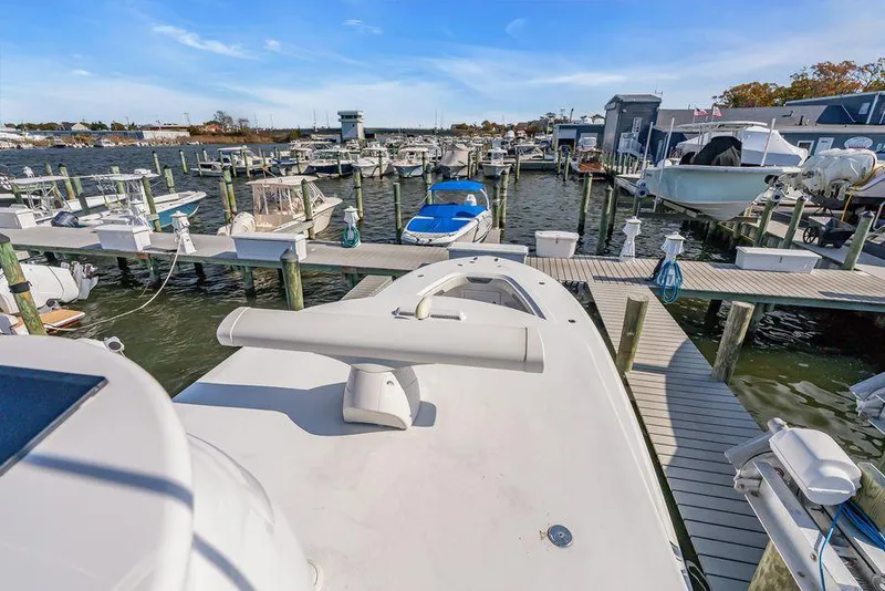 Slide: The Image of Front Runner 39 Center Console 2023 - 56