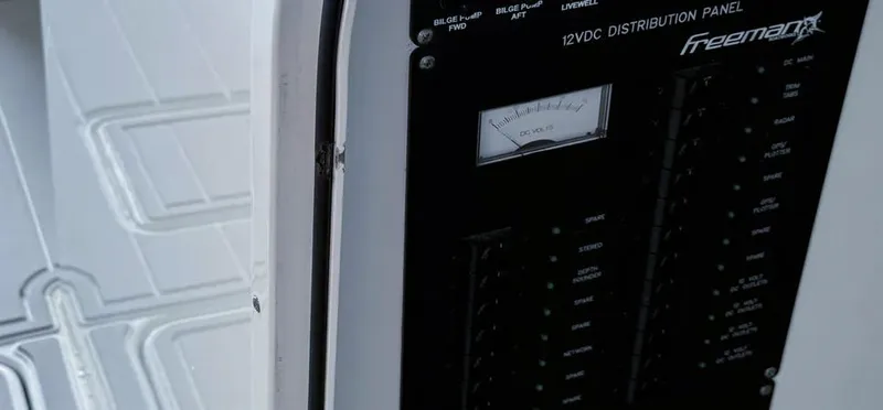 Slide: The Image of 12VDC distribution panel on 2019 Freeman 42 LR boat. - 6