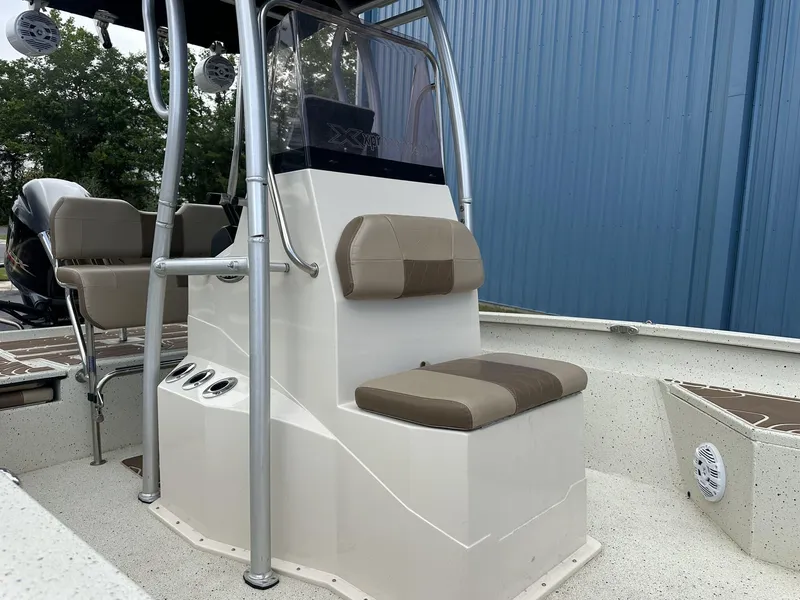 Slide: The Image of Xpress Hyper-Lift Bay Series H22 BAY 2020 - 3